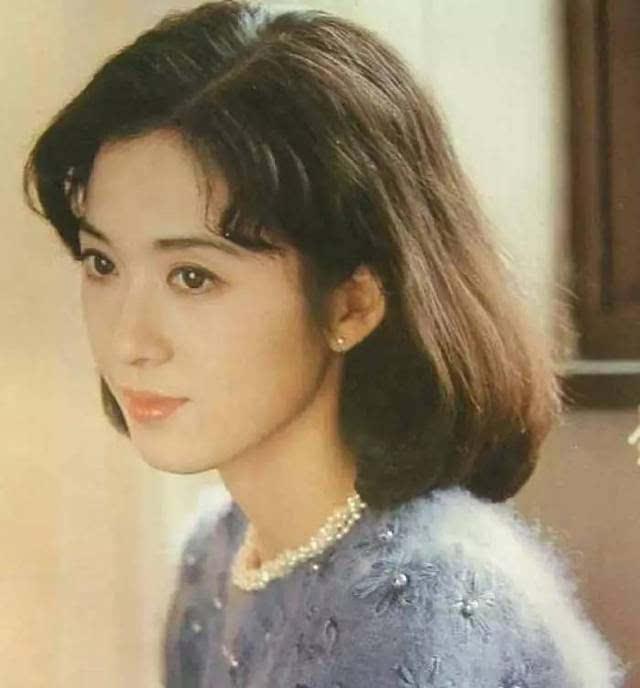 龔雪，這位80年代大陸第一美女，當年如日中天之際爲何遠赴美國