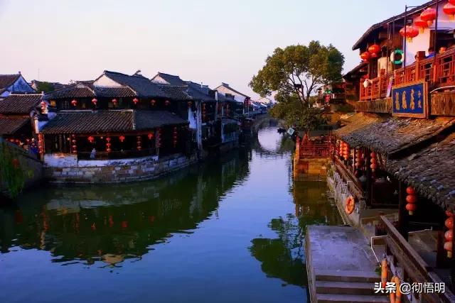中国最美的20个地方，九寨沟居然才排第五，你们猜第一是哪里？