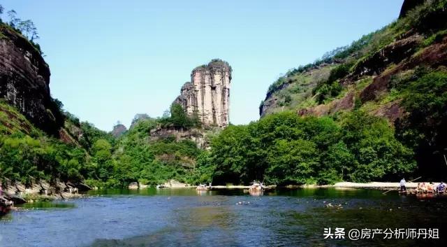 中国最美旅游胜地排行榜，此生一定要去一次的90个地方