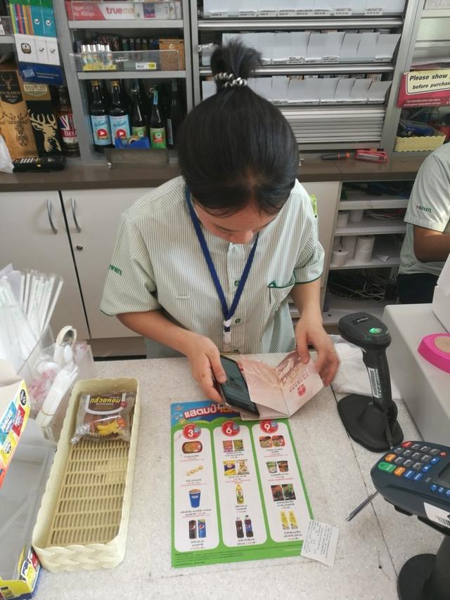 中国小伙在泰国上演泰囧，坐火车去曼谷，买个票却一波三折