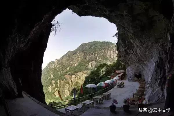 中国最美100座名山，收下来以后慢慢去看！