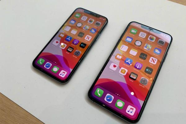 曾一天卖出37万台的iPhone11，如今跌价800，安卓手机失去优势