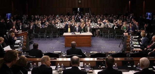 美议员早就知道疫情将会爆发，联合金主抛售股票获利百万