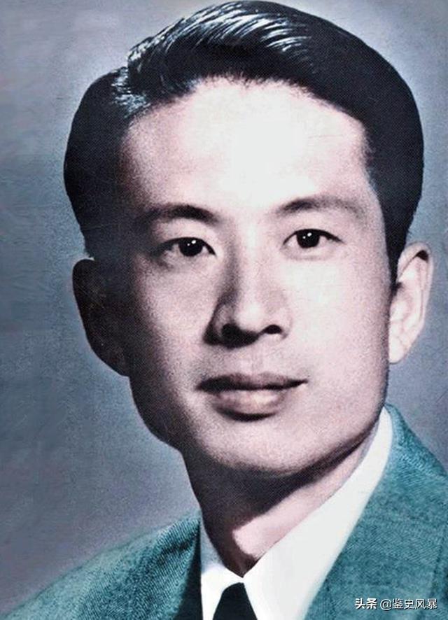 《南征北战》的高营长：受尽猜疑无奈自杀，妻子至死不与他合葬