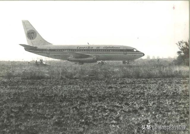 1985年意美两国险发生空战：围绕一架客机，F-104与F-14展开狗斗