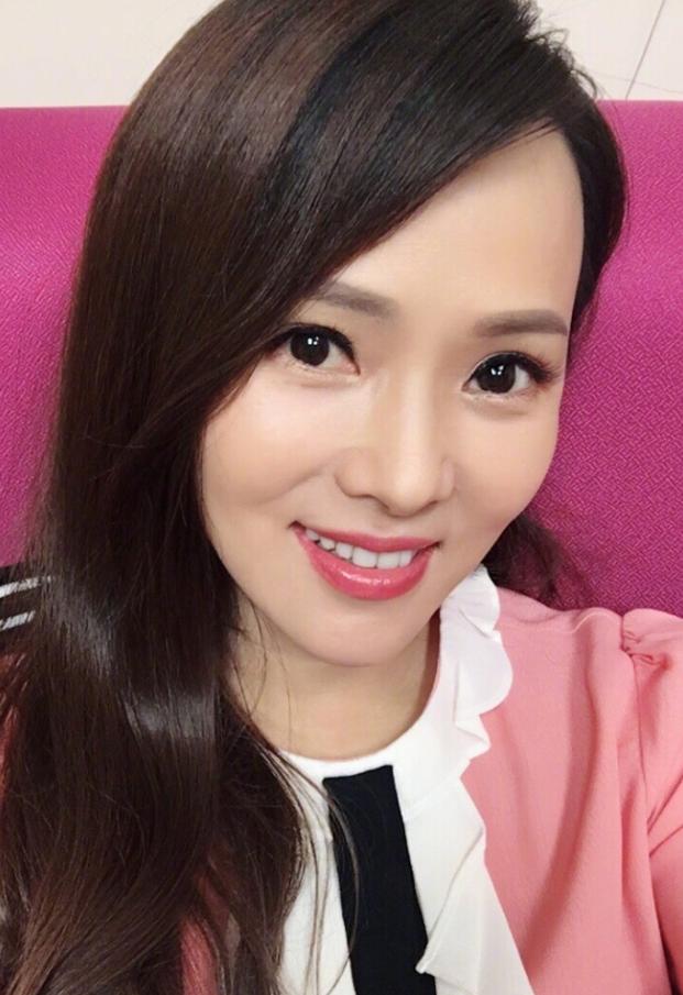 和哈林离婚，再婚秦昊，如今的伊能静这样感慨