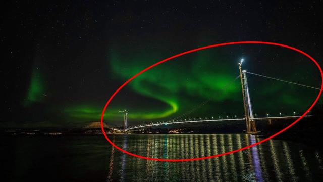 1.1万吨钢抵达北极！中国远赴万里造极光大桥，网友直言大开眼界