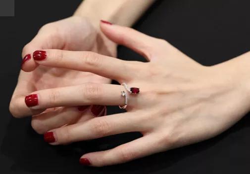 气人！国外三大“假珠宝”集中地，专坑中国人