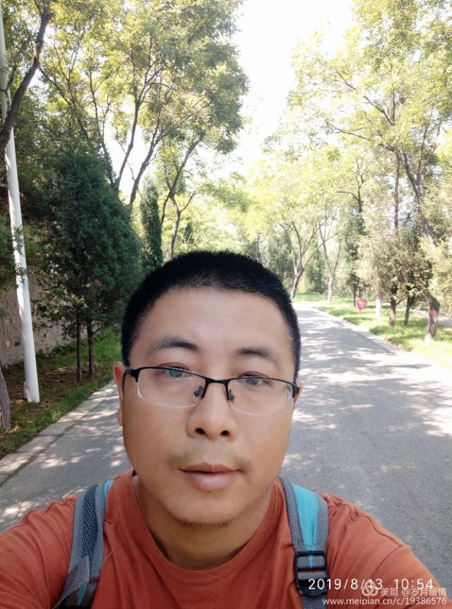 诗一首，游览灵石