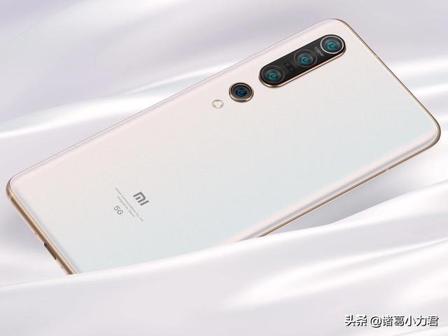 目前价格相差仅“100元”！华为mate30Pro5G和小米10Pro你买谁？