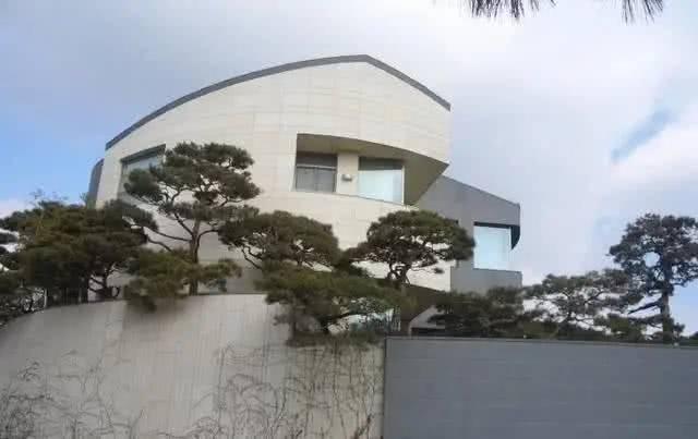 爱得多激烈分手就多绝情!互怼撕破脸算啥?5000万婚房都推倒了