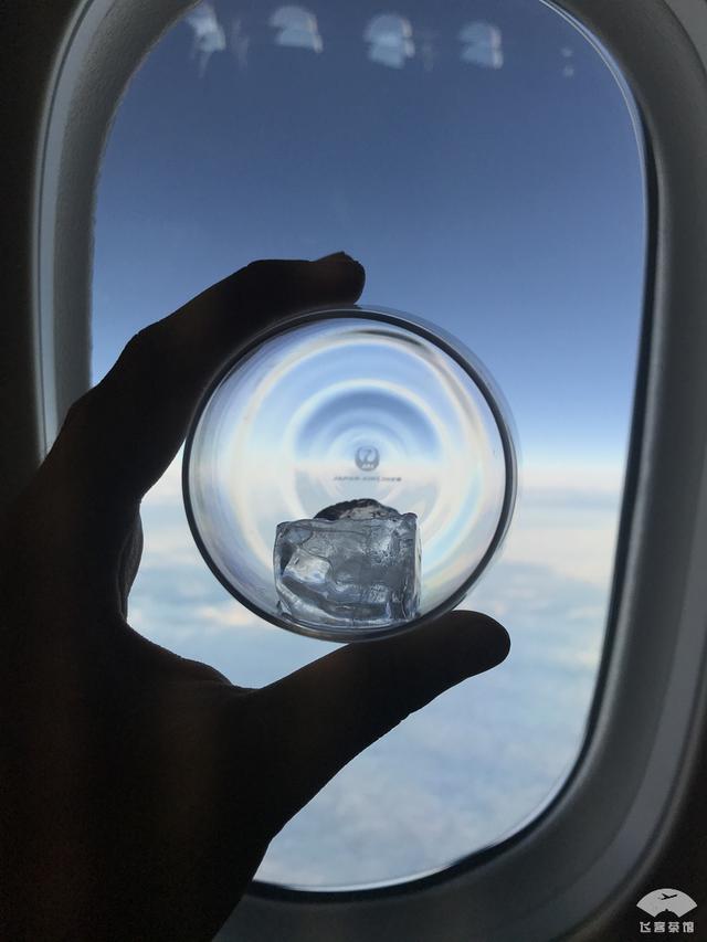 日航服务几乎无可挑剔！记录80岁外公的商务舱庆生之旅，感动颇深