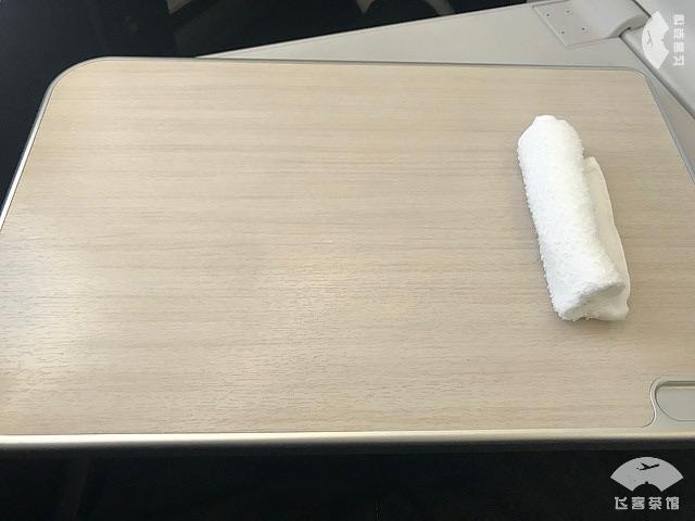 日航服务几乎无可挑剔！记录80岁外公的商务舱庆生之旅，感动颇深