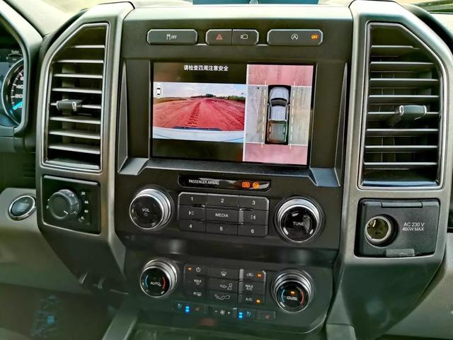 坐上一辆全地形头等舱的豪华皮卡，出发去一万种征途的自由世界