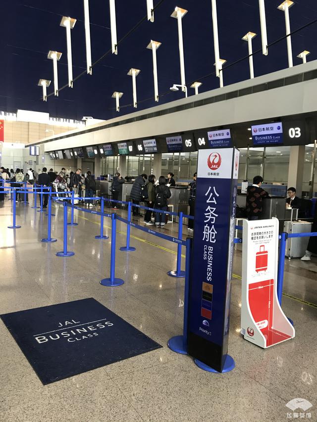 日航服务几乎无可挑剔！记录80岁外公的商务舱庆生之旅，感动颇深