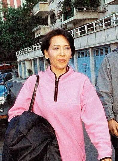 細菌入血致死！65歲著名女星入院半月于昏迷中離世：兒子全程陪伴