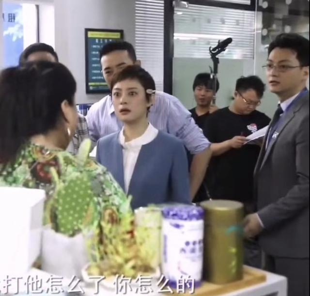 安家：李菁菁泼辣上线，踢店暴打老油条，房似锦这招太解气了