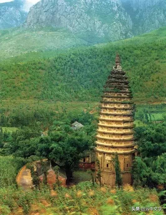 中国最美100座名山，收下来以后慢慢去看！