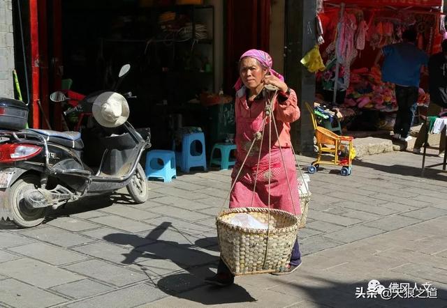 古建之旅，行摄云南边陲，昭通古城，老百姓的生活烟火气。