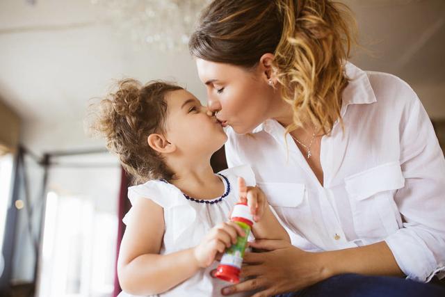 从《安家》老严夫妇，看如何养出一个白眼狼的孩子，只需要4步