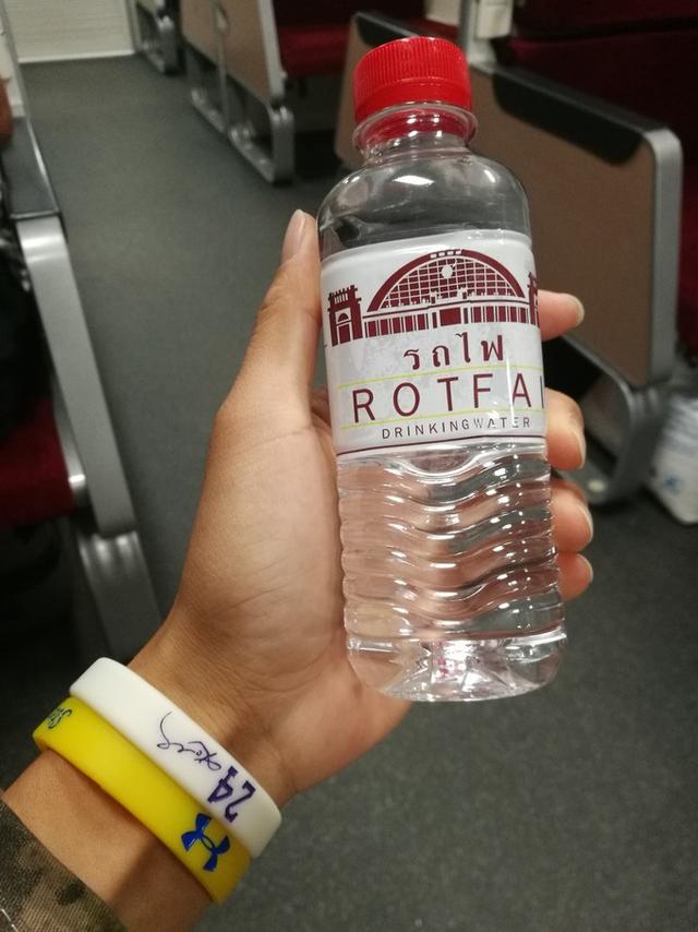 中国小伙在泰国上演泰囧，坐火车去曼谷，买个票却一波三折