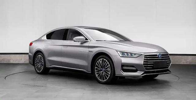 逆袭三元锂电?特斯拉也拯救不了磷酸铁锂