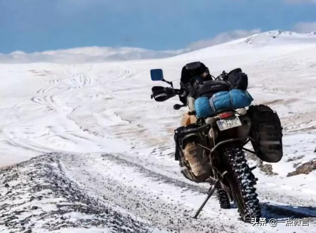84歲騎行5000km進藏，還直言雪山太矮了