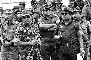 不忘历史，印尼两次血腥反华背后的谜团