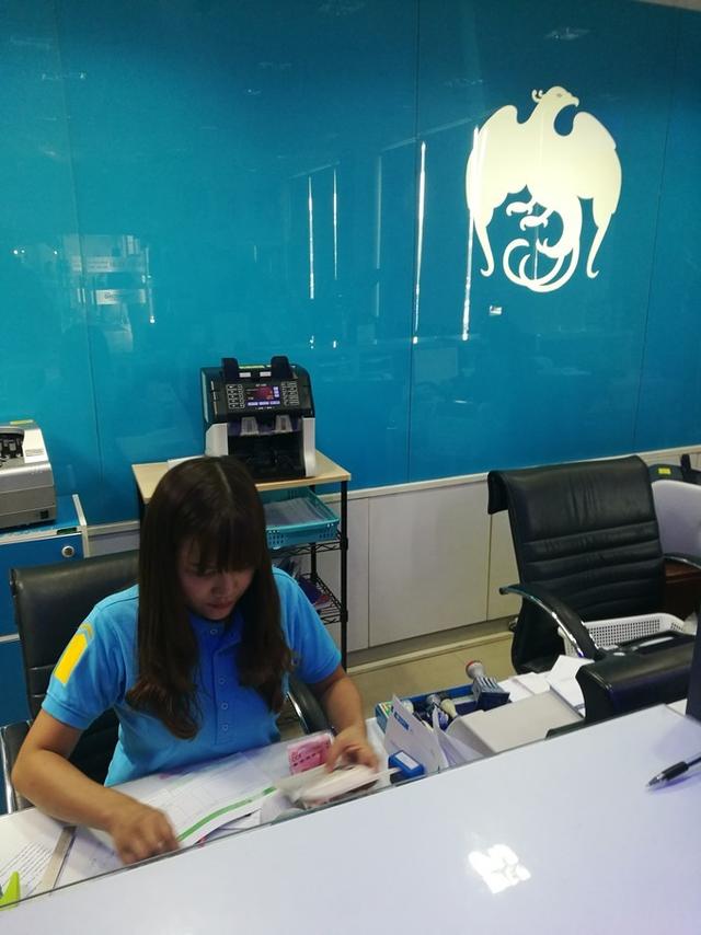 中国小伙在泰国上演泰囧，坐火车去曼谷，买个票却一波三折