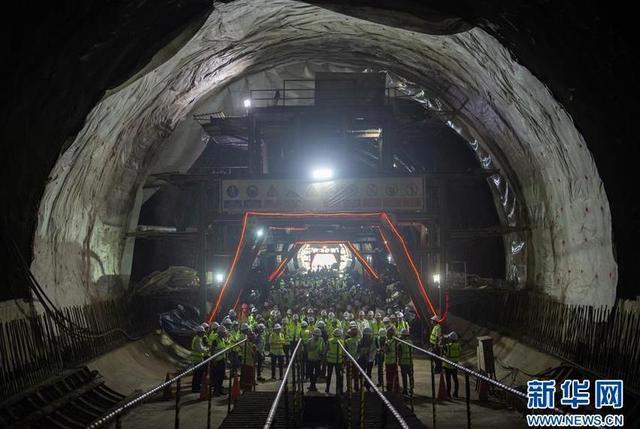 印尼：我们将成为东南亚第一个拥有高铁的国家！底气何来？
