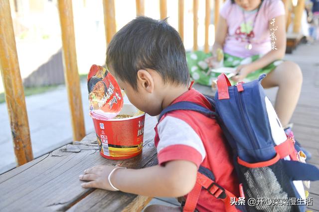 用5天时间去新疆喀纳斯旅游，竟然一路囧途，还在景区饿了3天