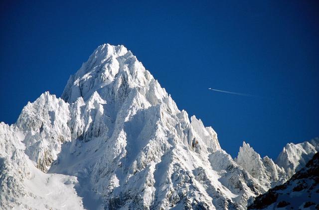 中國雄奇壯美的雪山，圖文介紹其中18座，含“冰山之父”