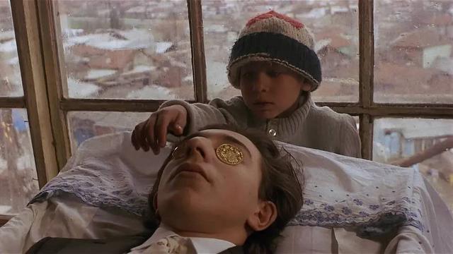 豆瓣9.1的伟大电影，终于让我看清塞尔维亚的真面目