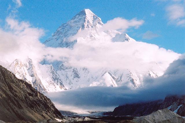 中国雄奇壮美的雪山，图文介绍其中18座，含“冰山之父”