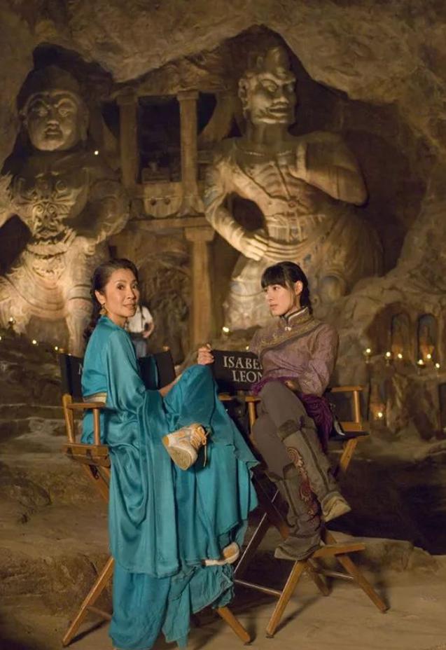 不稀罕豪门爱自由？有钱任性的梁洛施，把大女主剧本写到爽