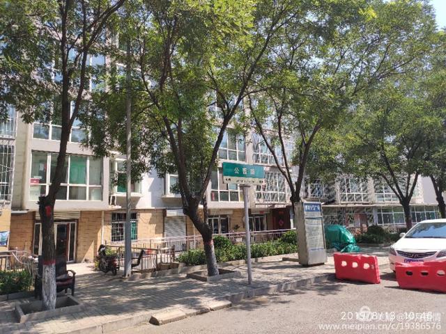 诗一首，游览灵石