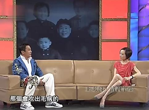 父母同为聋哑人：谢兰挥汗反哺养育之恩，而王志飞感到后悔万分