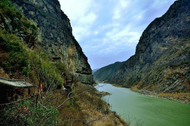 四川三国文化之旅——李白吟诵剑门蜀道，张飞镇守风水阆中