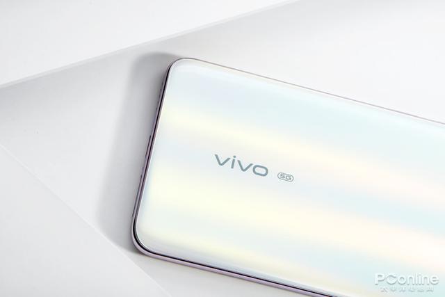 vivo S6評測：時尚潮拍，年輕人的第一部5G手機!