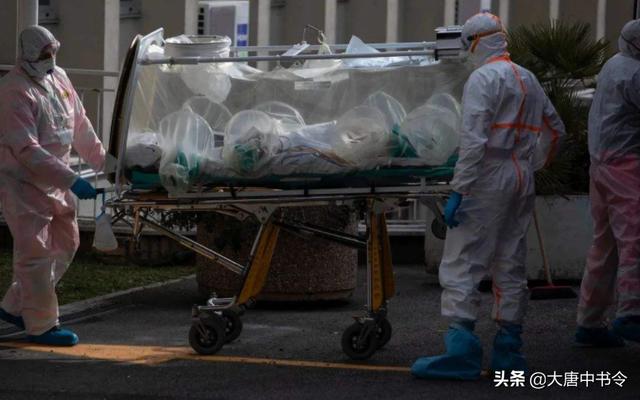 美总统这回着急了？多州州长不听指挥，美国媒体再次展开追问