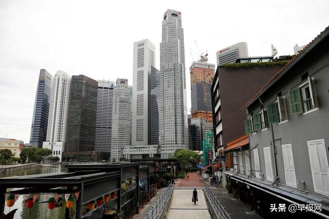 新加坡“半封城”一个月 经济损失或达500亿元人民币