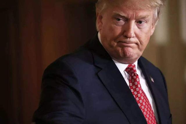 美国10州要闹“独立”，抱团发布重磅宣言，公开跟特朗普叫板