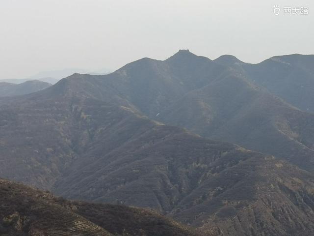 北遮沟里隐秘奇观，水流穿石别有洞天