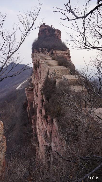 徒步邢台九女峰，令人无不惊叹大自然的鬼斧神工，网友：险峻秀美