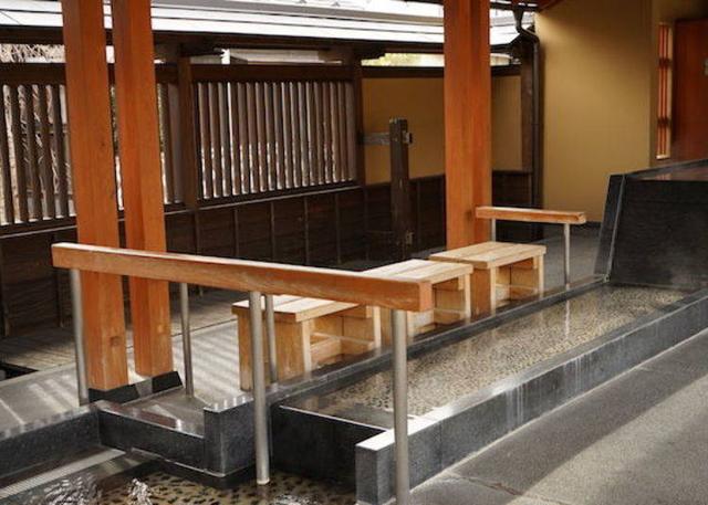 在饭坂温泉享受极致汤浴！连日本俳句大师松尾芭蕉都曾是常客