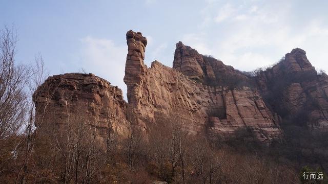 徒步邢台九女峰，令人无不惊叹大自然的鬼斧神工，网友：险峻秀美