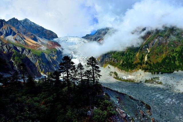 如果沒見過冰川瀑布、“人間瑤池”，你還算來過四川嗎？