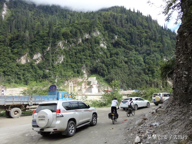 骑行川藏回忆12：通麦天险最后的时光，鲁朗石锅鸡流连忘返