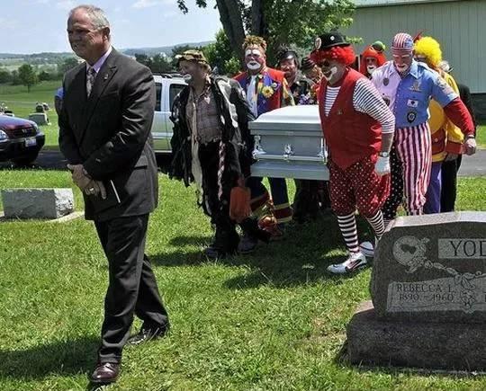 亲历美国人的葬礼，关于生死值得深思
