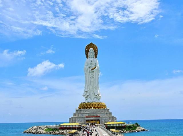 全球“最大”的5座雕像，每一座都有深远历史意义，中国就有两座